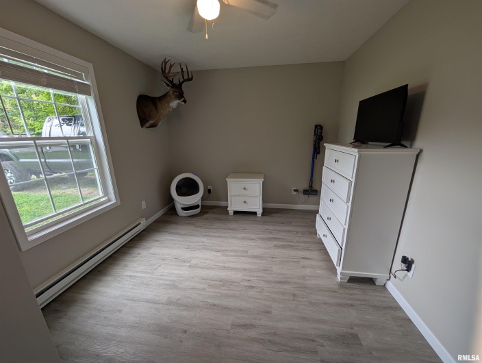 121 SLOAN Street, Harrisburg, Illinois 62946, 2 Bedrooms Bedrooms, 0 ,1 BathroomBathrooms,Residential,For Sale,SLOAN,0,RMAQC4265190