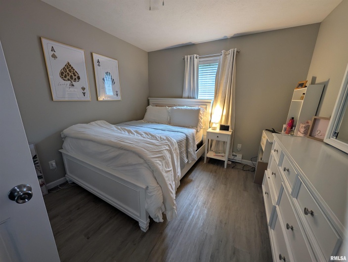 121 SLOAN Street, Harrisburg, Illinois 62946, 2 Bedrooms Bedrooms, 0 ,1 BathroomBathrooms,Residential,For Sale,SLOAN,0,RMAQC4265190