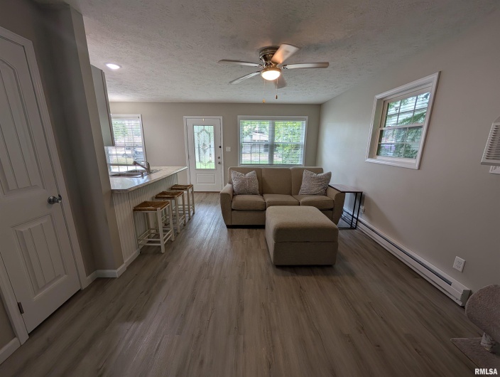 121 SLOAN Street, Harrisburg, Illinois 62946, 2 Bedrooms Bedrooms, 0 ,1 BathroomBathrooms,Residential,For Sale,SLOAN,0,RMAQC4265190