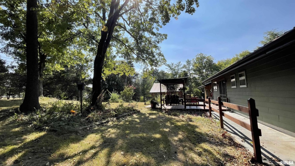 4355 RALEIGH Road, Eldorado, Illinois 62930, 3 Bedrooms Bedrooms, 0 ,2 BathroomsBathrooms,Residential,For Sale,RALEIGH,0,RMAQC4265193
