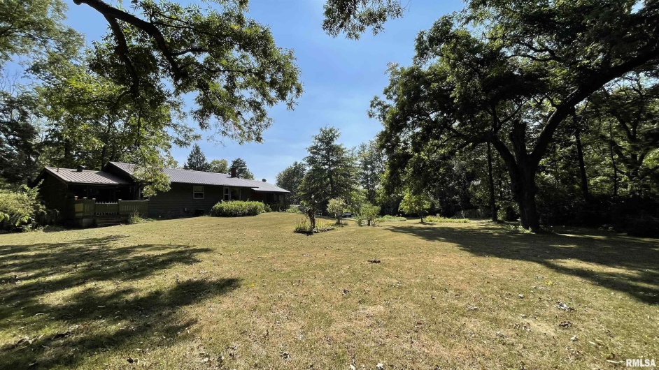 4355 RALEIGH Road, Eldorado, Illinois 62930, 3 Bedrooms Bedrooms, 0 ,2 BathroomsBathrooms,Residential,For Sale,RALEIGH,0,RMAQC4265193