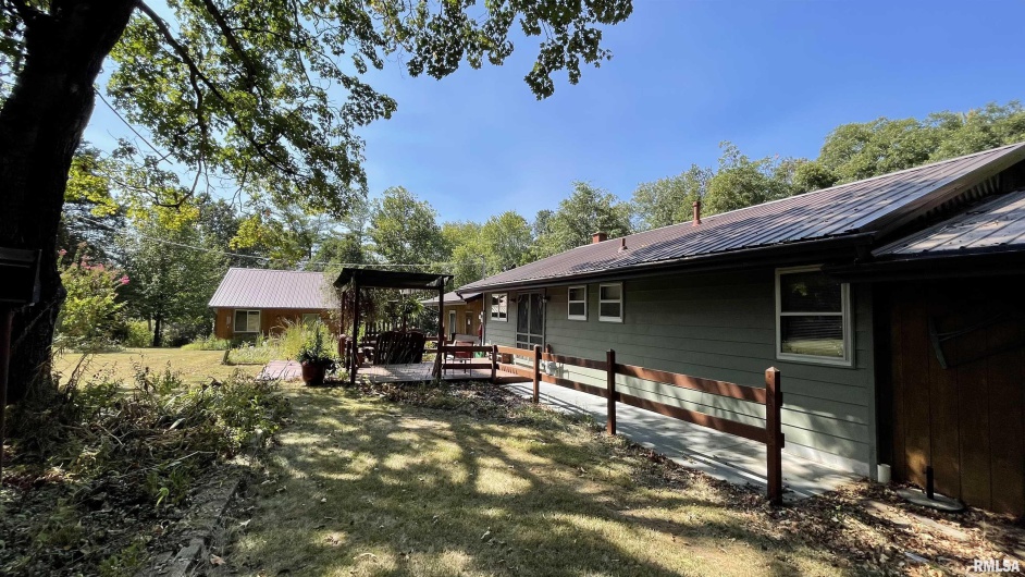 4355 RALEIGH Road, Eldorado, Illinois 62930, 3 Bedrooms Bedrooms, 0 ,2 BathroomsBathrooms,Residential,For Sale,RALEIGH,0,RMAQC4265193