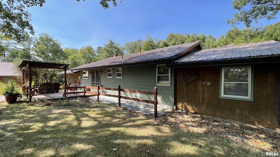 4355 RALEIGH Road, Eldorado, Illinois 62930, 3 Bedrooms Bedrooms, 0 ,2 BathroomsBathrooms,Residential,For Sale,RALEIGH,0,RMAQC4265193