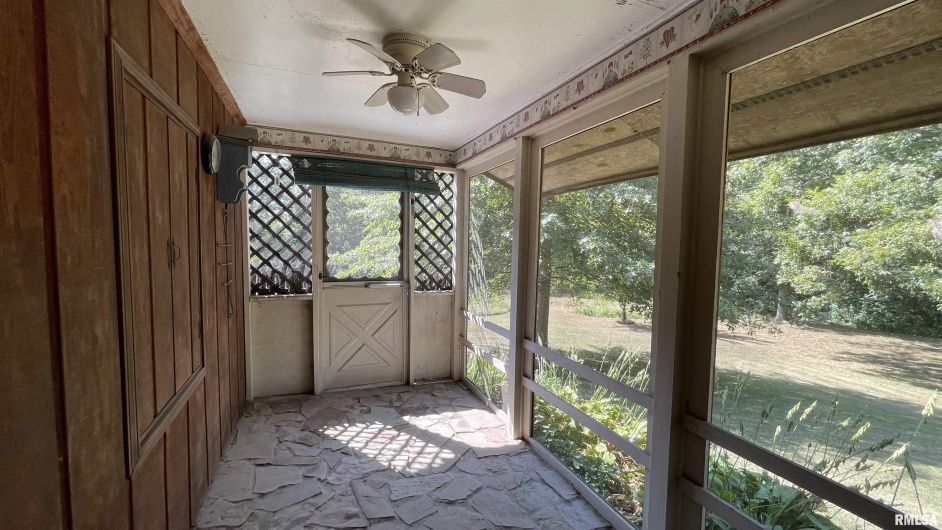 4355 RALEIGH Road, Eldorado, Illinois 62930, 3 Bedrooms Bedrooms, 0 ,2 BathroomsBathrooms,Residential,For Sale,RALEIGH,0,RMAQC4265193