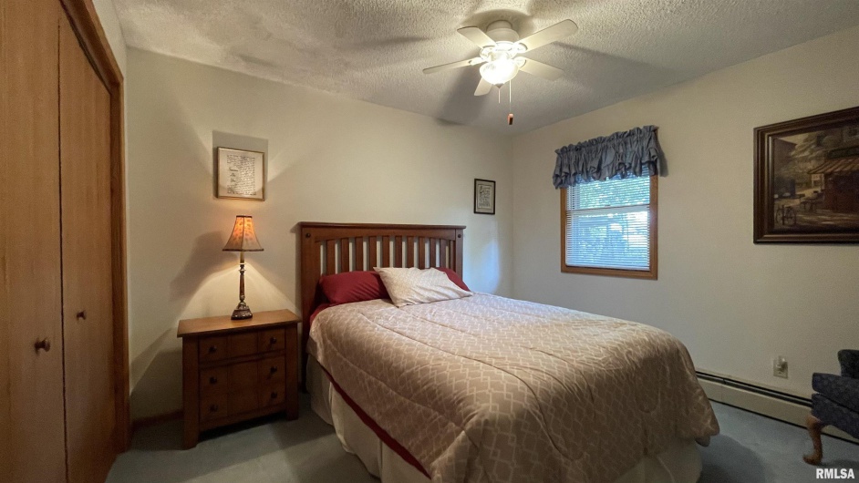 4355 RALEIGH Road, Eldorado, Illinois 62930, 3 Bedrooms Bedrooms, 0 ,2 BathroomsBathrooms,Residential,For Sale,RALEIGH,0,RMAQC4265193