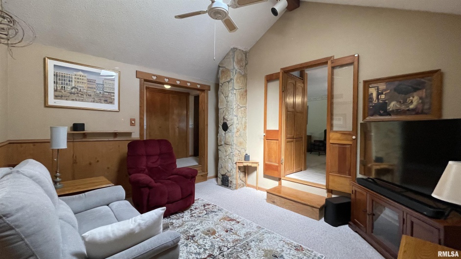 4355 RALEIGH Road, Eldorado, Illinois 62930, 3 Bedrooms Bedrooms, 0 ,2 BathroomsBathrooms,Residential,For Sale,RALEIGH,0,RMAQC4265193