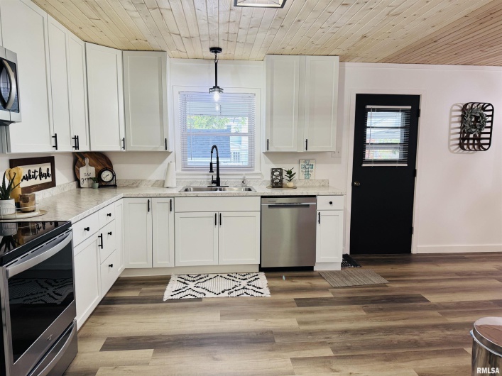 510 MORGAN Street, Anna, Illinois 62906-0000, 2 Bedrooms Bedrooms, 0 ,1 BathroomBathrooms,Residential,For Sale,MORGAN,0,RMAEB458753