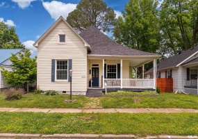 2112 HERBERT Street, Murphysboro, Illinois 62966, 3 Bedrooms Bedrooms, 0 ,1 BathroomBathrooms,Residential,For Sale,HERBERT,0,RMAEB458234