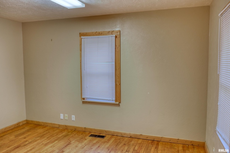 330 NORTH Street, Murphysboro, Illinois 62966, 0 , 0 ,0,Commercial Lease,For Sale,NORTH,0,RMAEB458760
