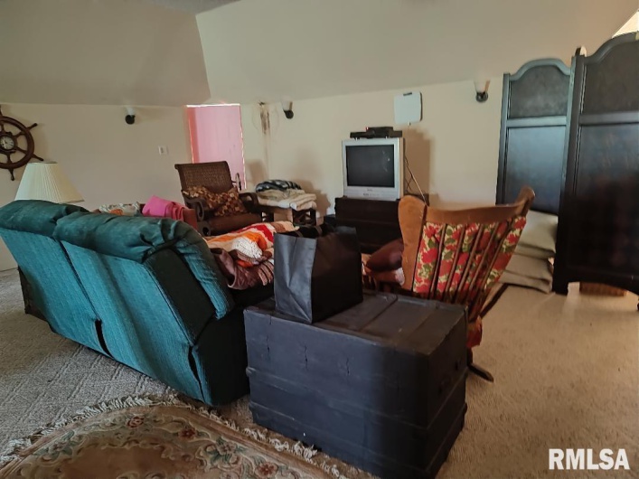 319 HIGH Street, Mound City, Illinois 62963, 4 Bedrooms Bedrooms, 0 ,2 BathroomsBathrooms,Residential,For Sale,HIGH,0,RMAEB458779