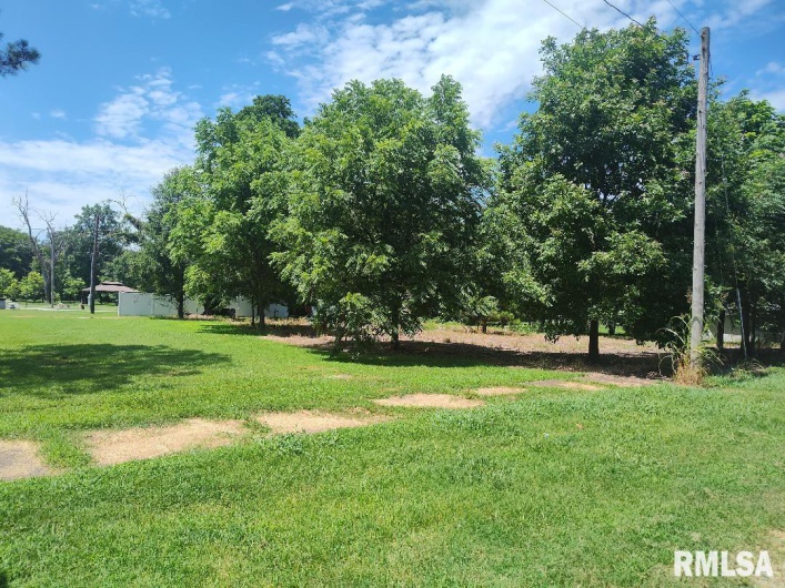 319 HIGH Street, Mound City, Illinois 62963, 4 Bedrooms Bedrooms, 0 ,2 BathroomsBathrooms,Residential,For Sale,HIGH,0,RMAEB458779