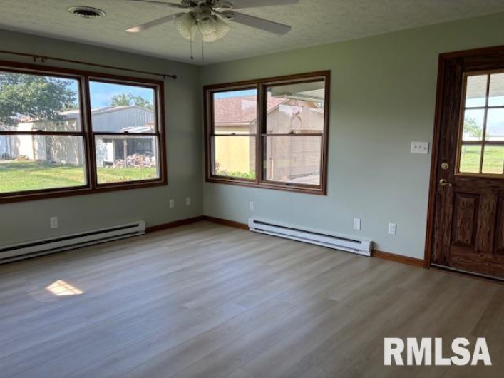 15944 Moellers Road, Marion, Illinois 62959, 2 Bedrooms Bedrooms, 0 ,2 BathroomsBathrooms,Residential,For Sale,Moellers,0,RMAEB458781