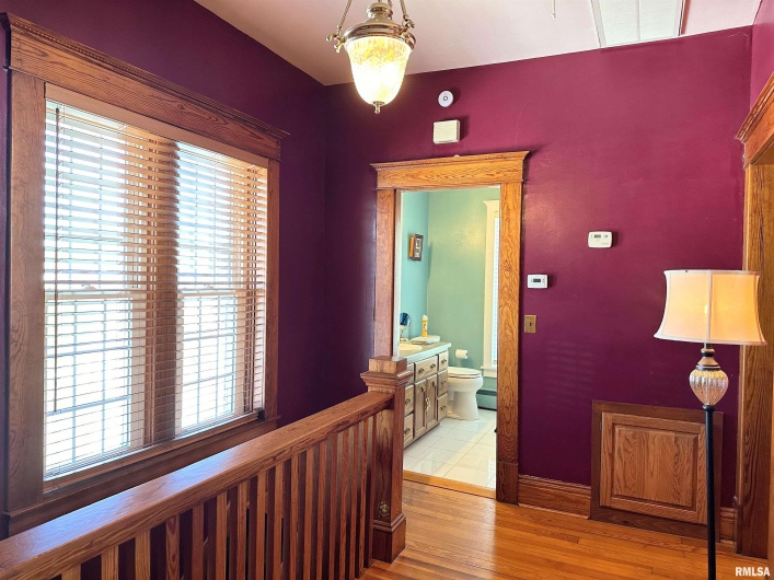 404 5TH Street, Johnston City, Illinois 62951, 3 Bedrooms Bedrooms, 0 ,1 BathroomBathrooms,Residential,For Sale,5TH,0,RMAEB458721