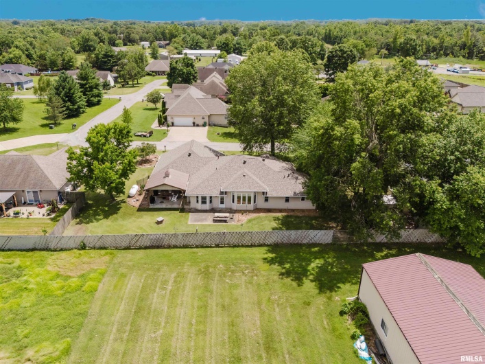 11823 TAYLOR Drive, Marion, Illinois 62959, 3 Bedrooms Bedrooms, 0 ,2 BathroomsBathrooms,Residential,For Sale,TAYLOR,0,RMAEB458788