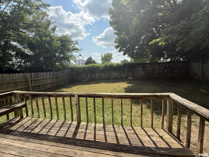 416 WASHINGTON Street, Carbondale, Illinois 62901, 3 Bedrooms Bedrooms, 0 ,1 BathroomBathrooms,Residential,For Sale,WASHINGTON,0,RMAEB458790