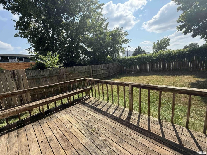 416 WASHINGTON Street, Carbondale, Illinois 62901, 3 Bedrooms Bedrooms, 0 ,1 BathroomBathrooms,Residential,For Sale,WASHINGTON,0,RMAEB458790