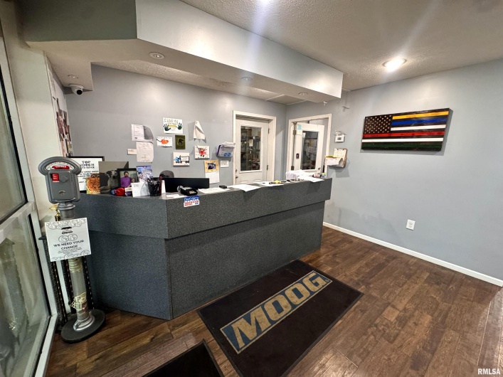 1202 Dufour Street, Marion, Illinois 62959, 0 , 0 ,0,Commercial Sale,For Sale,Dufour,0,RMAEB458793