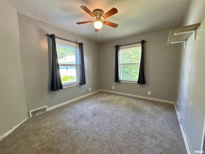 403 Freeman Street, Anna, Illinois 62906, 3 Bedrooms Bedrooms, 0 ,2 BathroomsBathrooms,Residential,For Sale,Freeman,0,RMAEB458798