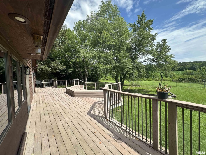 7664 Labrador Lane, Carbondale, Illinois 62901, 5 Bedrooms Bedrooms, 0 ,3 BathroomsBathrooms,Residential,For Sale,Labrador,0,RMAQC4265094