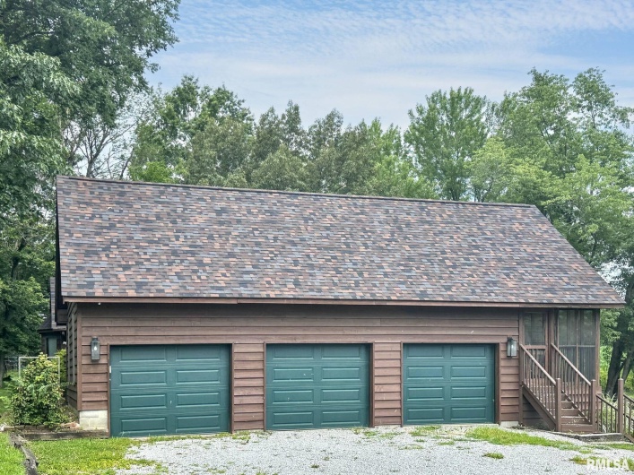 7664 Labrador Lane, Carbondale, Illinois 62901, 5 Bedrooms Bedrooms, 0 ,3 BathroomsBathrooms,Residential,For Sale,Labrador,0,RMAQC4265094