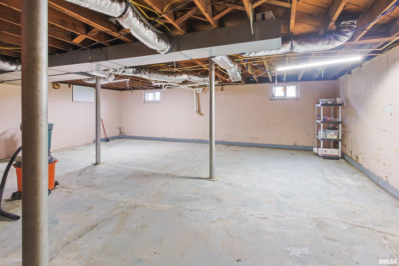 6599 ROUTE 45 Highway, Carrier Mills, Illinois 62917, 3 Bedrooms Bedrooms, 0 ,2 BathroomsBathrooms,Residential,For Sale,ROUTE 45,0,RMAEB458800