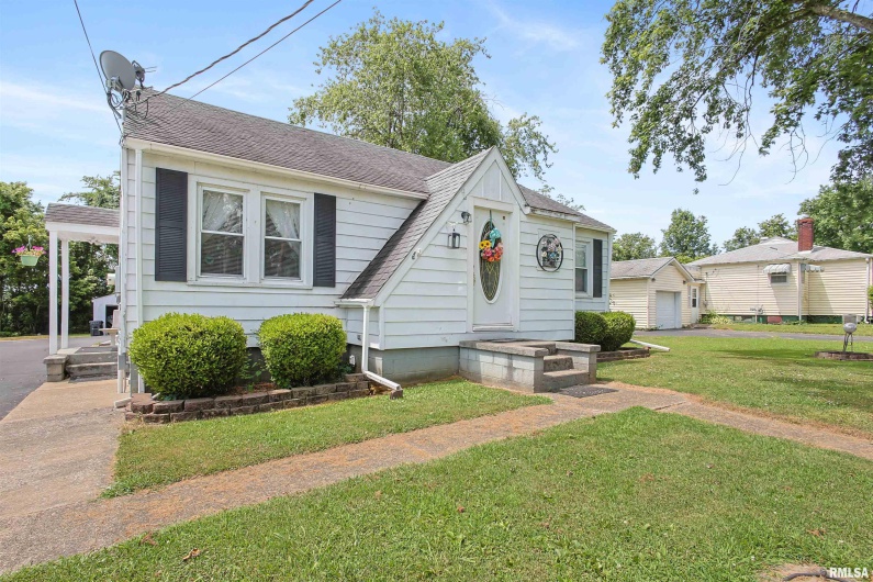 6599 ROUTE 45 Highway, Carrier Mills, Illinois 62917, 3 Bedrooms Bedrooms, 0 ,2 BathroomsBathrooms,Residential,For Sale,ROUTE 45,0,RMAEB458800