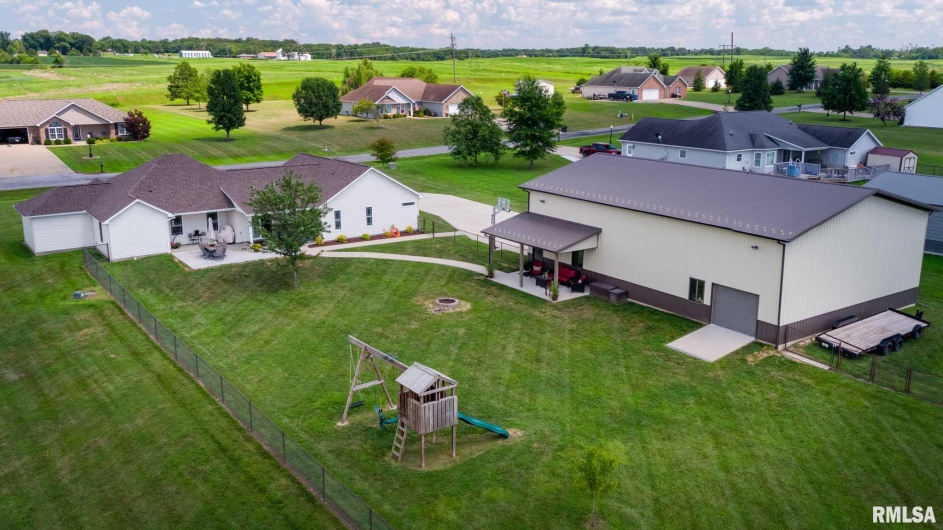 6209 Arbuckle Lane, Marion, Illinois 62959, 4 Bedrooms Bedrooms, 0 ,2 BathroomsBathrooms,Residential,For Sale,Arbuckle,0,RMAQC4265307