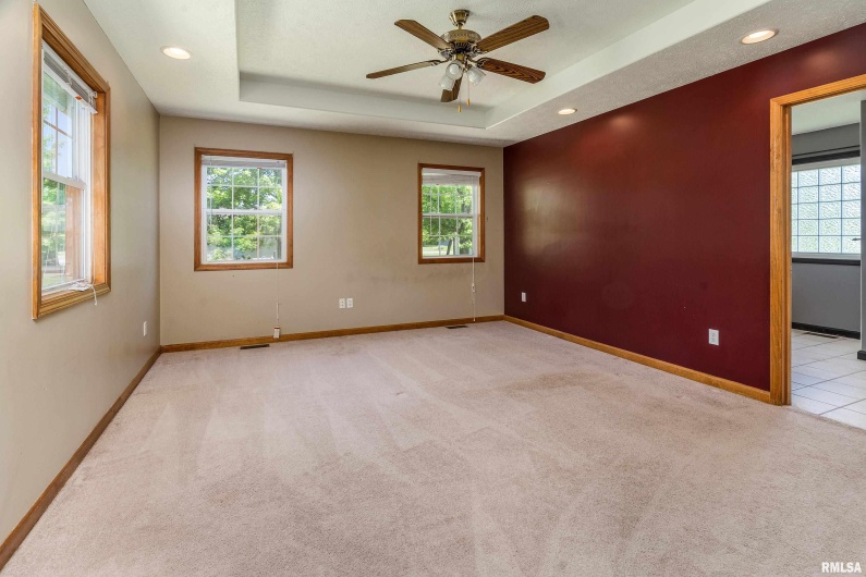 309 EVERGREEN Trail, Herrin, Illinois 62948, 3 Bedrooms Bedrooms, 0 ,2 BathroomsBathrooms,Residential,For Sale,EVERGREEN,0,RMAEB458136
