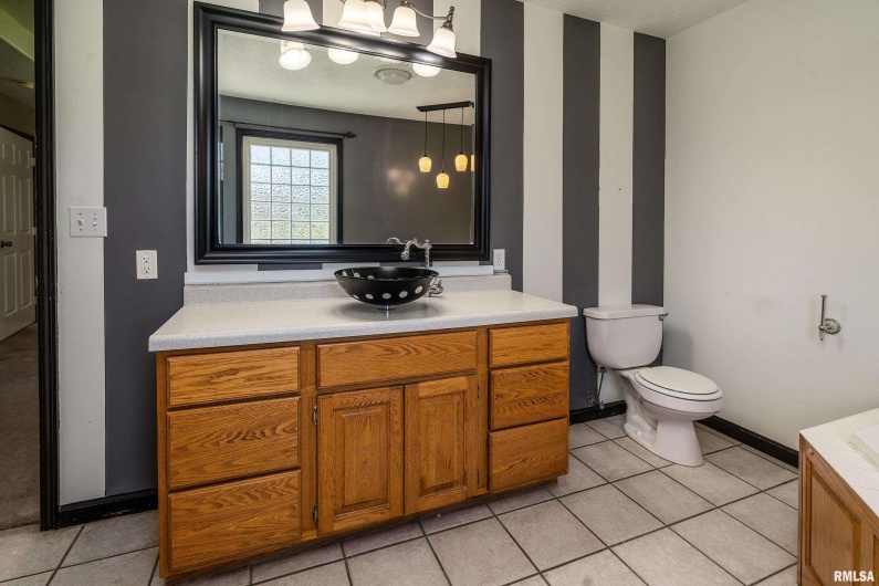 309 EVERGREEN Trail, Herrin, Illinois 62948, 3 Bedrooms Bedrooms, 0 ,2 BathroomsBathrooms,Residential,For Sale,EVERGREEN,0,RMAEB458136