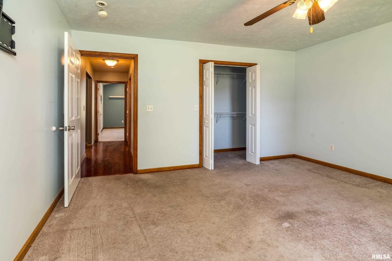 309 EVERGREEN Trail, Herrin, Illinois 62948, 3 Bedrooms Bedrooms, 0 ,2 BathroomsBathrooms,Residential,For Sale,EVERGREEN,0,RMAEB458136