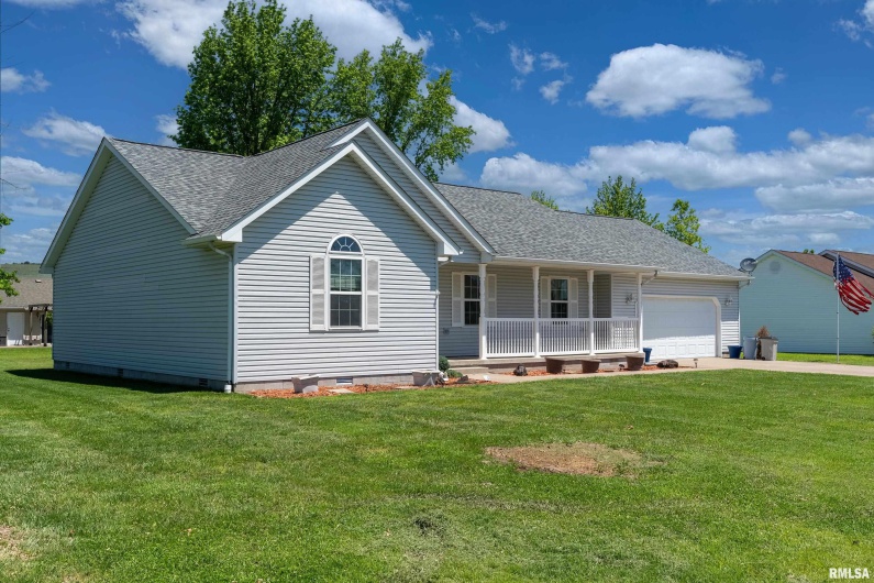 309 EVERGREEN Trail, Herrin, Illinois 62948, 3 Bedrooms Bedrooms, 0 ,2 BathroomsBathrooms,Residential,For Sale,EVERGREEN,0,RMAEB458136