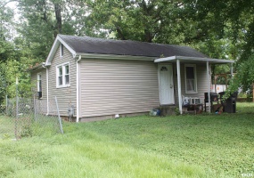 805 JAMES Street, Carbondale, Illinois 62901, 2 Bedrooms Bedrooms, 0 ,1 BathroomBathrooms,Residential,For Sale,JAMES,0,RMAEB458816