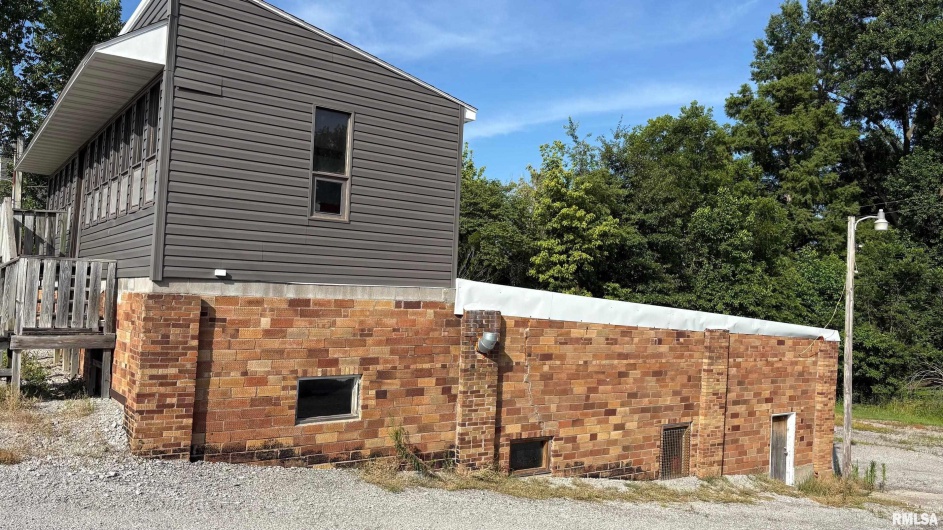 2404 STATE Street, Chester, Illinois 62233, 0 , 0 ,0,Commercial Sale,For Sale,STATE,0,RMAEB458824
