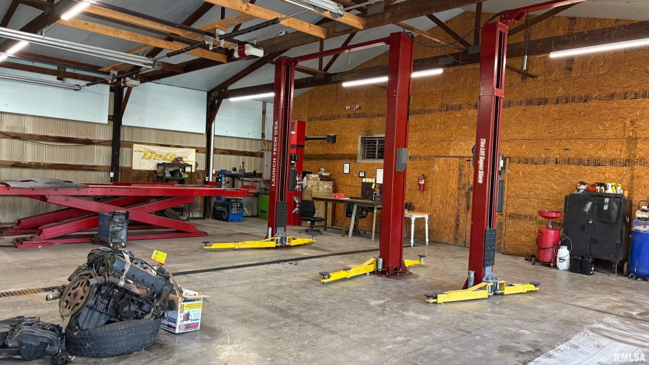 2404 STATE Street, Chester, Illinois 62233, 0 , 0 ,0,Commercial Sale,For Sale,STATE,0,RMAEB458824