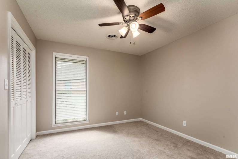 1605 Eugene Lane, Marion, Illinois 62959, 4 Bedrooms Bedrooms, 0 ,3 BathroomsBathrooms,Residential,For Sale,Eugene,0,RMAEB458827