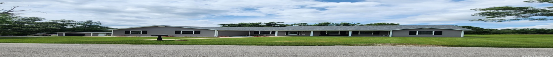 Residential For Sale 1009 TROLLEY Street, Eldorado, Illinois 62930, 4 Bedrooms Bedrooms, 0 ,2 BathroomsBathrooms,Residential,For Sale,TROLLEY,0,RMAQC4265347