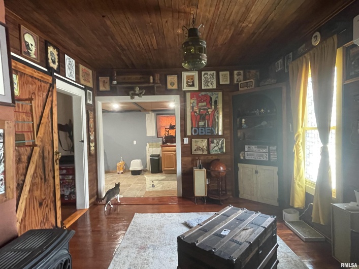 602 LOGAN Street, Carbondale, Illinois 62901, 2 Bedrooms Bedrooms, 0 ,1 BathroomBathrooms,Residential,For Sale,LOGAN,0,RMAEB458589