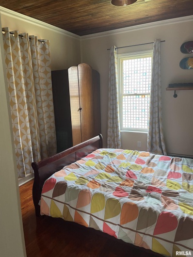 602 LOGAN Street, Carbondale, Illinois 62901, 2 Bedrooms Bedrooms, 0 ,1 BathroomBathrooms,Residential,For Sale,LOGAN,0,RMAEB458589