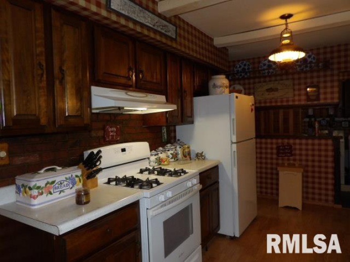 600 Panama Street, Eldorado, Illinois 62930, 3 Bedrooms Bedrooms, 0 ,1 BathroomBathrooms,Residential,For Sale,Panama,0,RMAEB458836