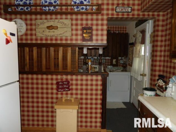 600 Panama Street, Eldorado, Illinois 62930, 3 Bedrooms Bedrooms, 0 ,1 BathroomBathrooms,Residential,For Sale,Panama,0,RMAEB458836