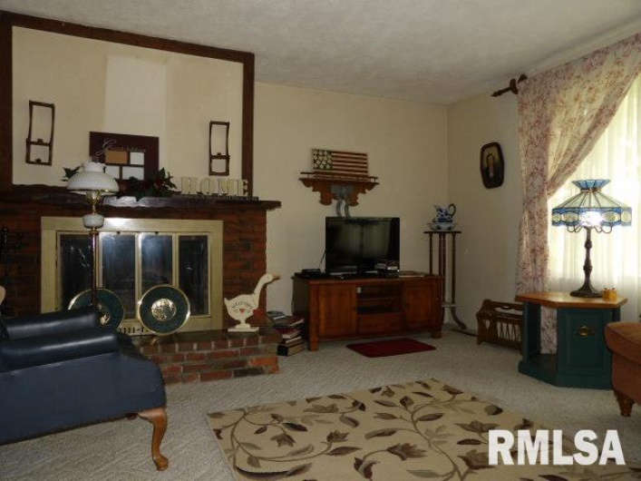 600 Panama Street, Eldorado, Illinois 62930, 3 Bedrooms Bedrooms, 0 ,1 BathroomBathrooms,Residential,For Sale,Panama,0,RMAEB458836