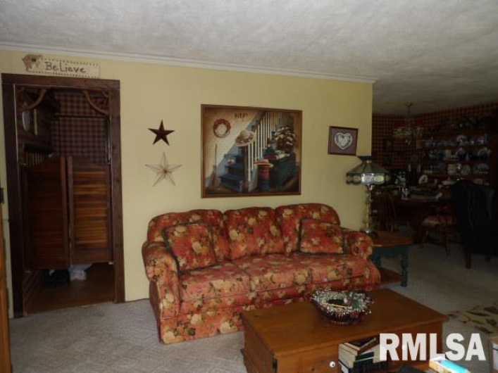 600 Panama Street, Eldorado, Illinois 62930, 3 Bedrooms Bedrooms, 0 ,1 BathroomBathrooms,Residential,For Sale,Panama,0,RMAEB458836