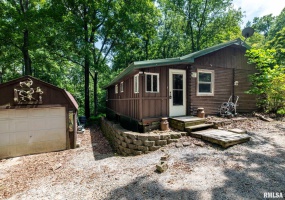 615 Blue Avenue, Creal Springs, Illinois 62922, 2 Bedrooms Bedrooms, 0 ,1 BathroomBathrooms,Residential,For Sale,Blue,0,RMAQC4265369