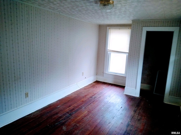 18 Old Golconda Road, Golconda, Illinois 62938, 4 Bedrooms Bedrooms, 0 ,1 BathroomBathrooms,Residential,For Sale,Old Golconda,0,RMAEB458845