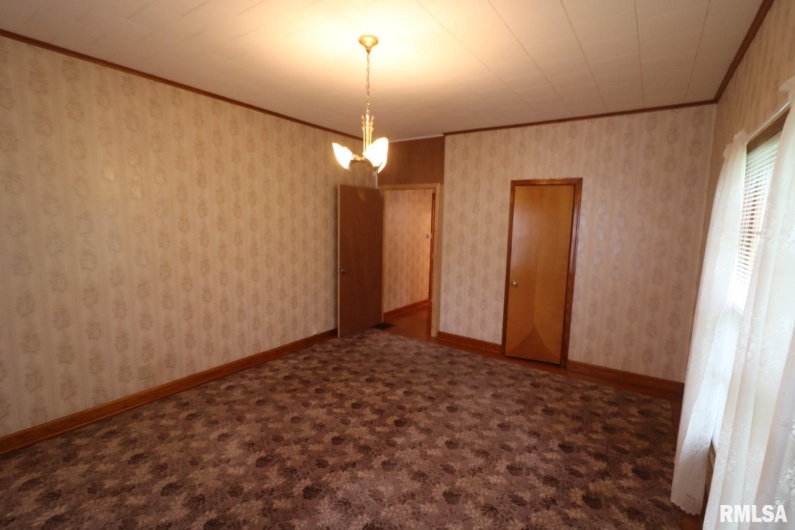 106 Chutt Street, Carterville, Illinois 62918, 2 Bedrooms Bedrooms, 0 ,1 BathroomBathrooms,Residential,For Sale,Chutt,0,RMAEB458851