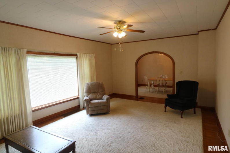106 Chutt Street, Carterville, Illinois 62918, 2 Bedrooms Bedrooms, 0 ,1 BathroomBathrooms,Residential,For Sale,Chutt,0,RMAEB458851