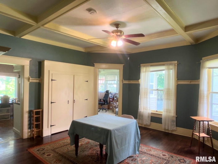 1828 EDITH Street, Murphysboro, Illinois 62966, 4 Bedrooms Bedrooms, 0 ,2 BathroomsBathrooms,Residential,For Sale,EDITH,0,RMAEB458855