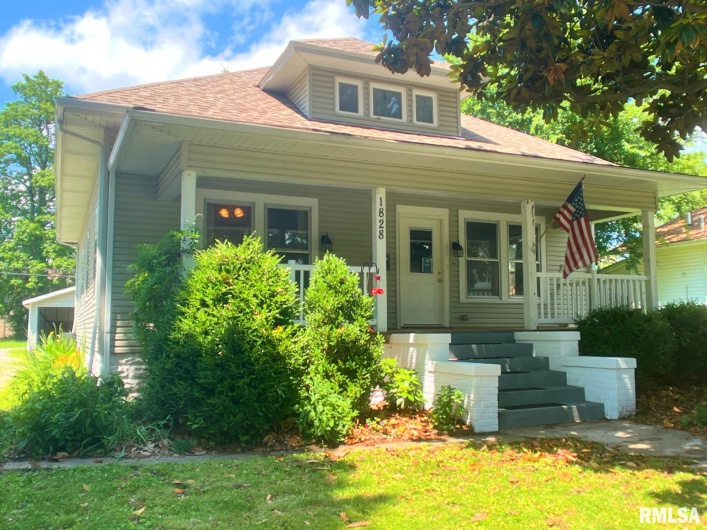 1828 EDITH Street, Murphysboro, Illinois 62966, 4 Bedrooms Bedrooms, 0 ,2 BathroomsBathrooms,Residential,For Sale,EDITH,0,RMAEB458855