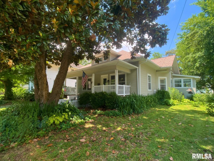 1828 EDITH Street, Murphysboro, Illinois 62966, 4 Bedrooms Bedrooms, 0 ,2 BathroomsBathrooms,Residential,For Sale,EDITH,0,RMAEB458855