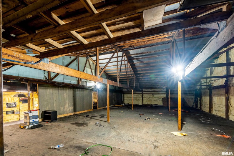 405 PERSHING Street, Energy, Illinois 62933, 0 , 0 ,0,Commercial Sale,For Sale,PERSHING,0,RMAEB458859